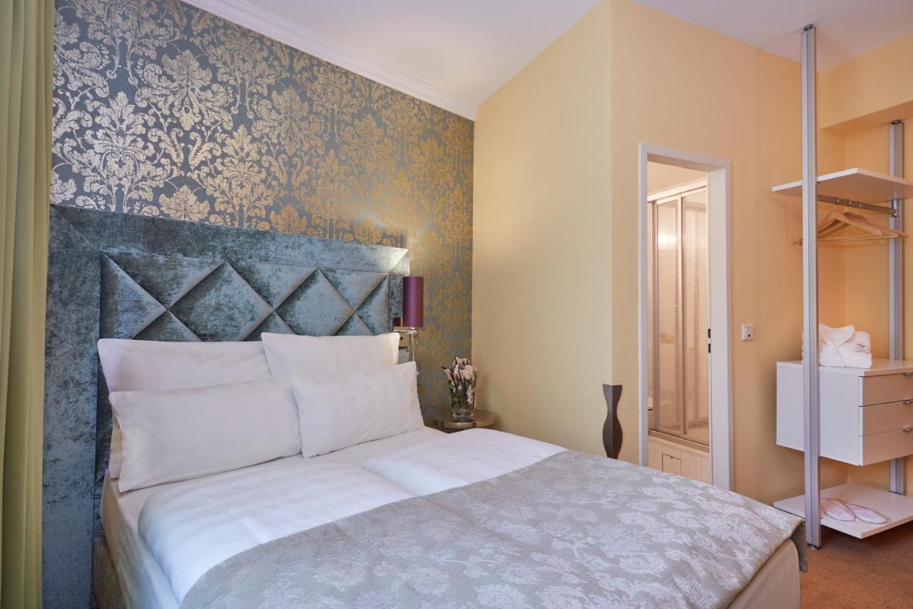 Budget Double Room,1219182559:JPEG