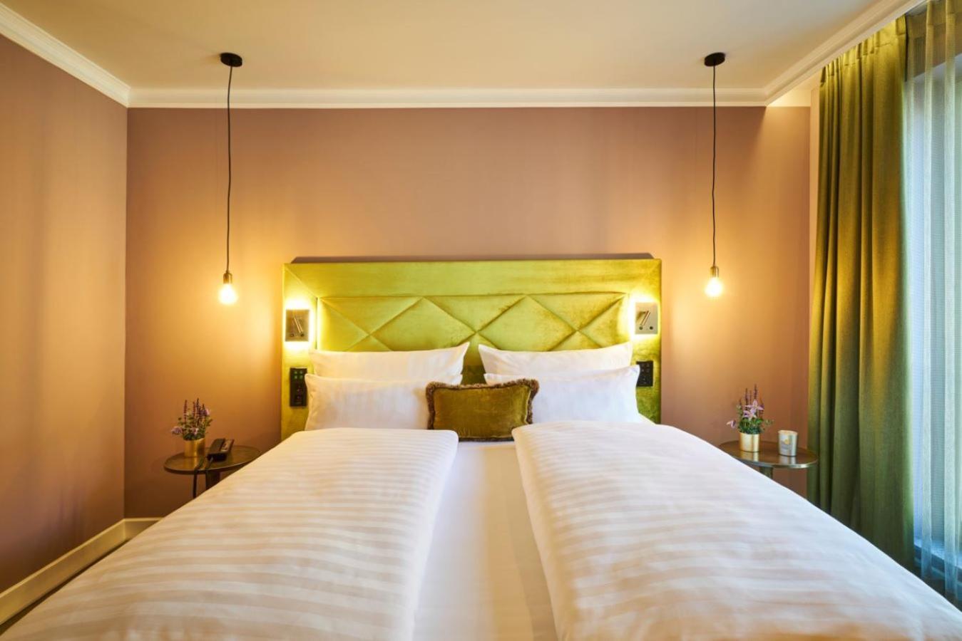 Grand Deluxe Double Room